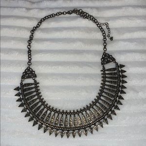 Spiked necklace
